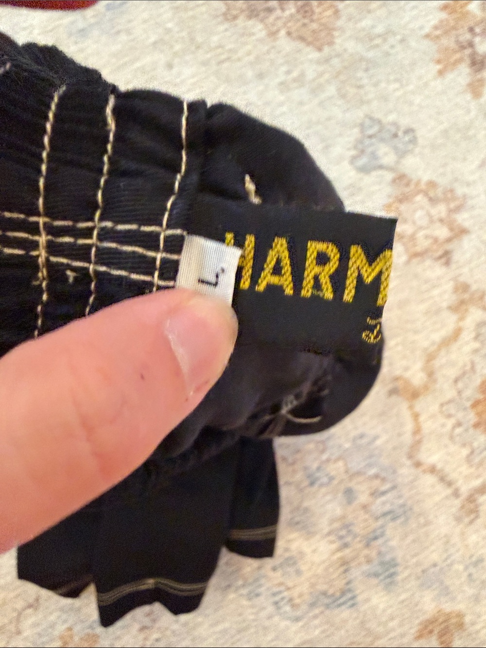 Harmonie Black Y2K Cargo Bermuda Shorts World Graphic L - Picture 6 of 7
